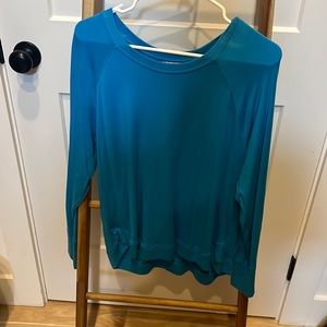 Athleta top